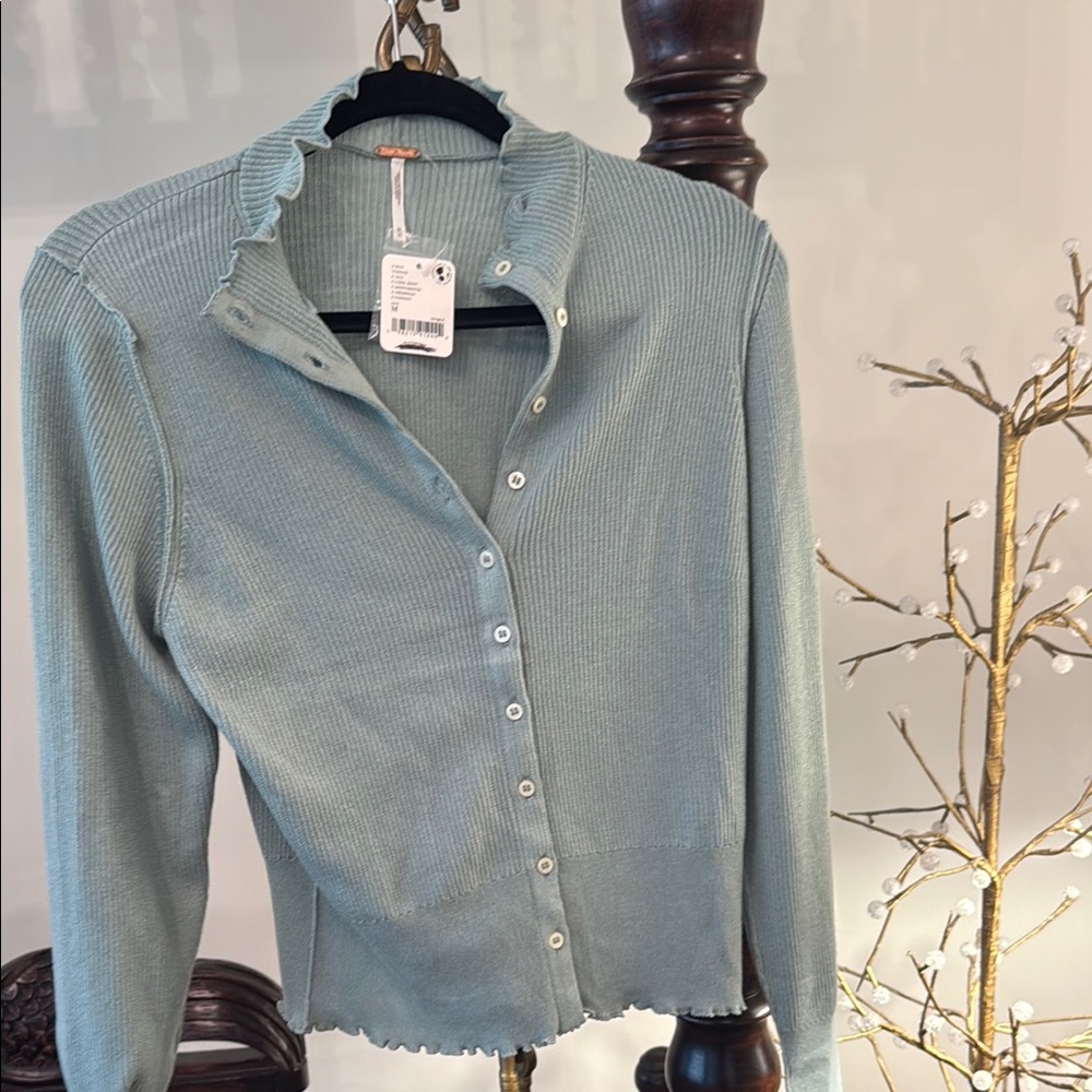 Free People Green Fitted 3/4 Sleeve Button Down Shirt